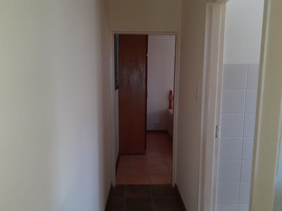 To Let 2 Bedroom Property for Rent in Wavecrest Eastern Cape